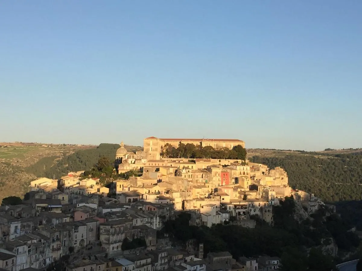 بيت ضيافة فندق Pura Vida Barocca راغوزا